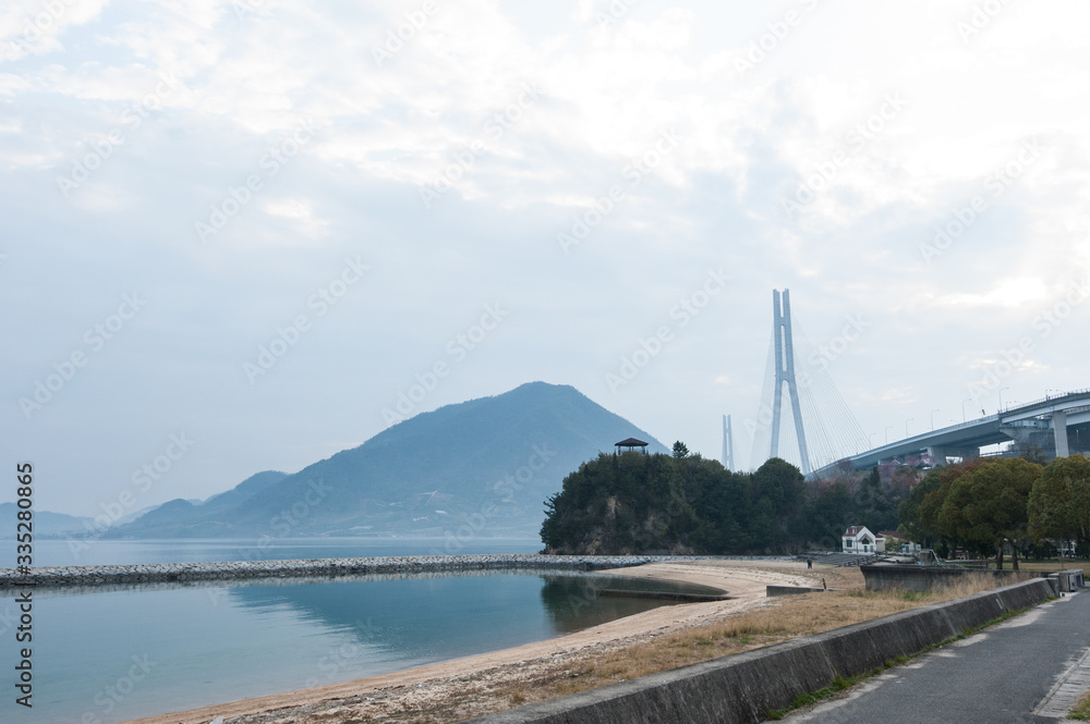 Fototapeta premium 四国 瀬戸大橋