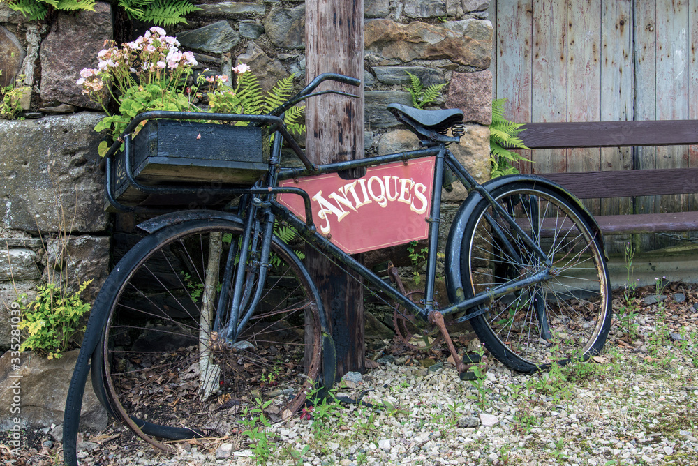 Antique Cycle