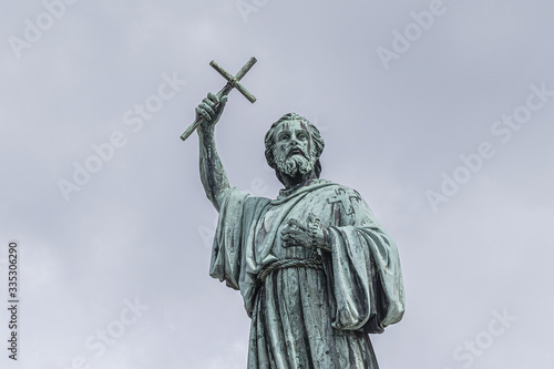 Statue of Pierre l'Ermite (Peter the Hermit) at Saint Michel square near Basilique Cathedrale Notre-Dame d'Amiens. Pierre l'Ermite was a priest of Amiens. Amiens, Somme, Picardie, France.
