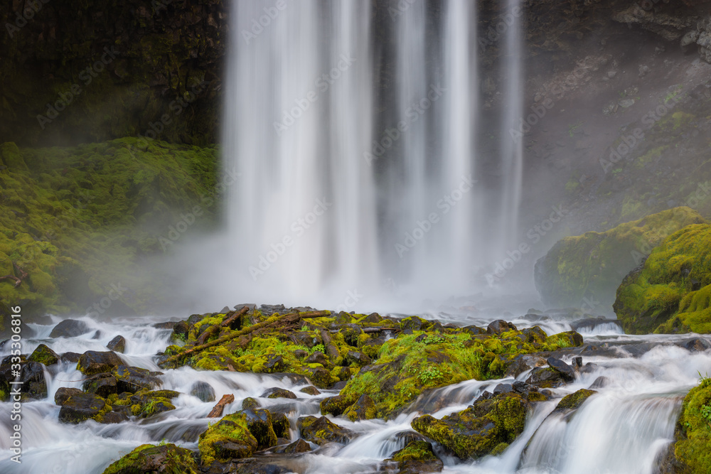 Obraz premium Tamanawas Falls Closeup