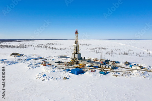 Wallpaper Mural Drilling a gas well in the snow of the Yamal tundra Torontodigital.ca