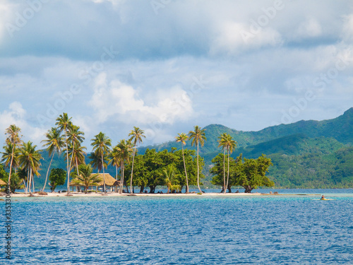 approaching Raiatea Island ...