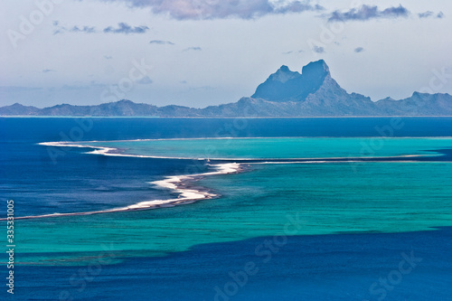 Fotografi Spectacular view on Bora Bora Island , Society Islands, French Polynesia, south