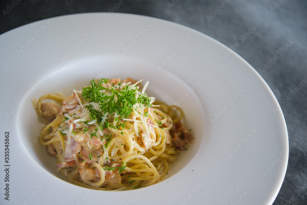 Creamy Italian pasta with beacon, Cabonara spaghetti