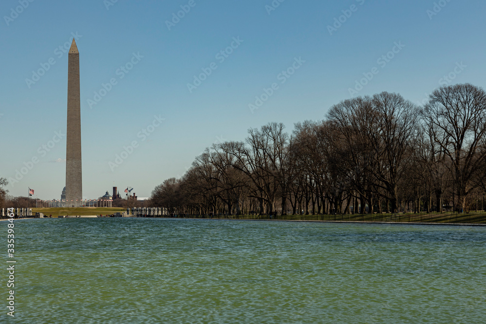 Obraz premium washington monument in the afternoon