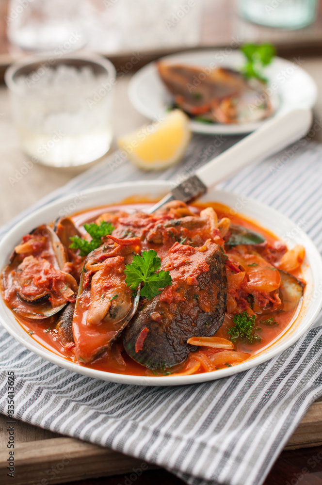 Mussels in Spicy Tomato Sauce, Mussels Marinara Mussels in Spicy Tomato Sauce, Mussels Marinara