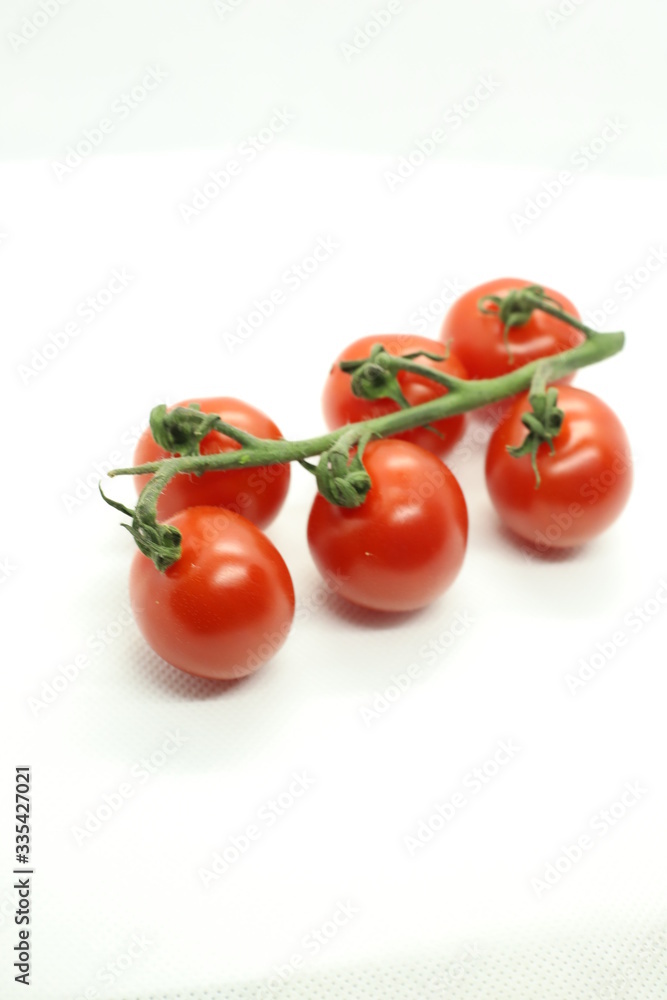 red sweet cherry tomatoes 