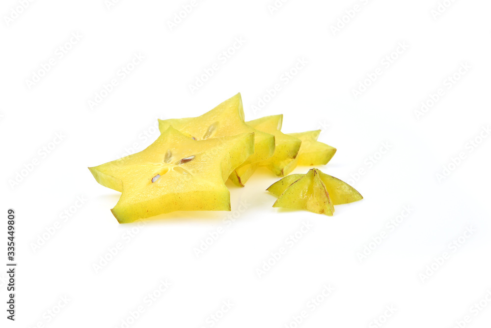 Naklejka premium Organic fresh starfruit isolated on white background