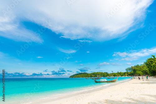 Sea with idyllic sky clody in island vacation summer time