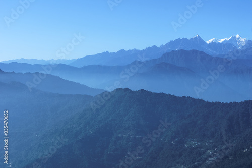 Fototapeta Naklejka Na Ścianę i Meble -  Himalayan view from the gangtok sikkim india