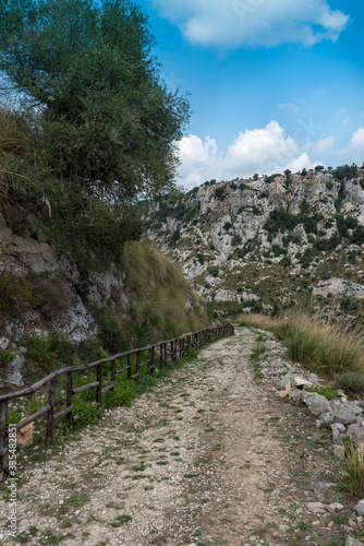 Path on the Sicilian hills