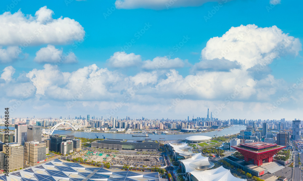 Obraz premium The city scenery of Shanghai, China
