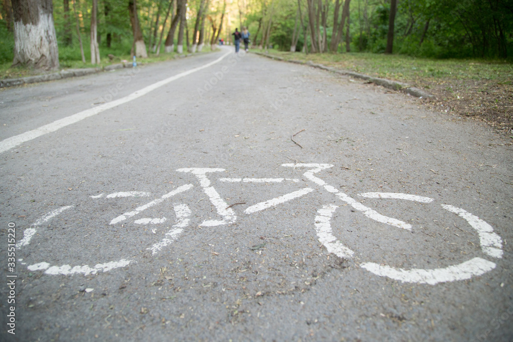 Obraz premium the image of the bike indicates that the track is intended for cyclists