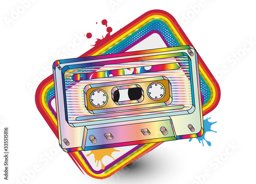 80er Musikkassette im buntem Regenbogen Style