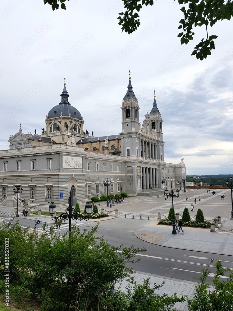 Fototapeta premium Catedral de Almudena