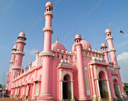 Beemapally Mosque, Trivandrum, Kerela, 10 March 2020. Beemapally Dargah Shareef. The tomb of Syedunnisa Beema Beevi and her son Syedu Shuhada Maheen Abubacker. 