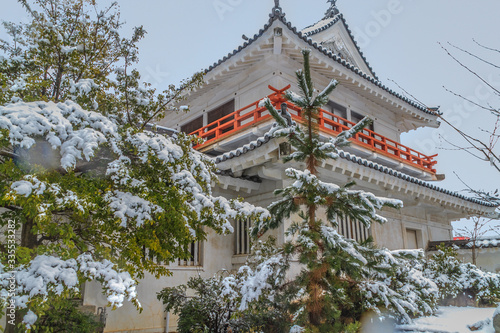 冬の福山城の月見櫓の風景