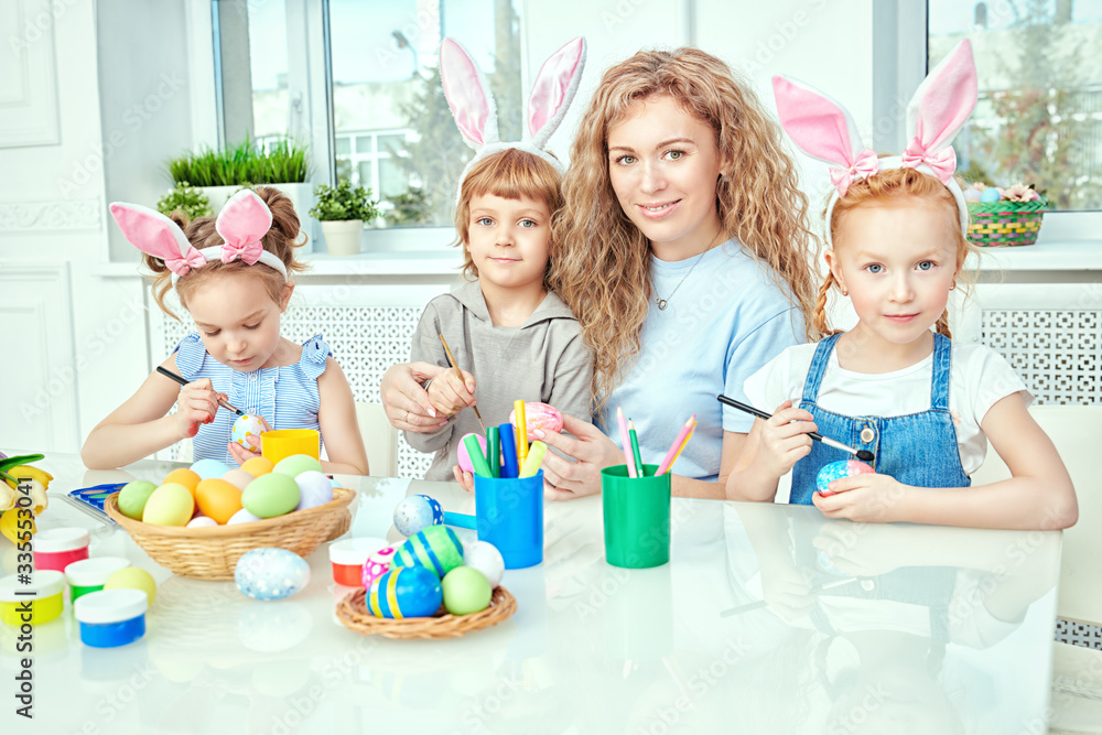 Fototapeta premium happy staying at home