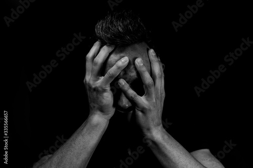 Fotografie Cometer errores es lo único que nos hace humanos, no dejes que se pueda apoderar