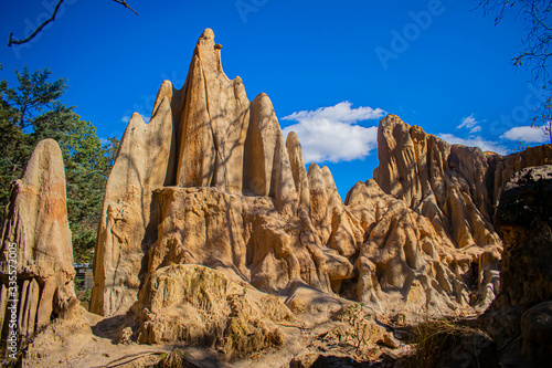 granitos de piedra con formas extrañas photo