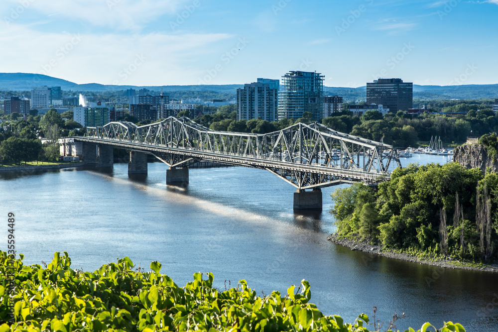 Fototapeta premium Bridge across the Ottawa River