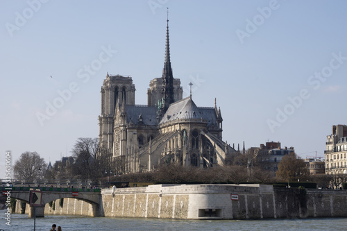 Notre-Dame © Lucas
