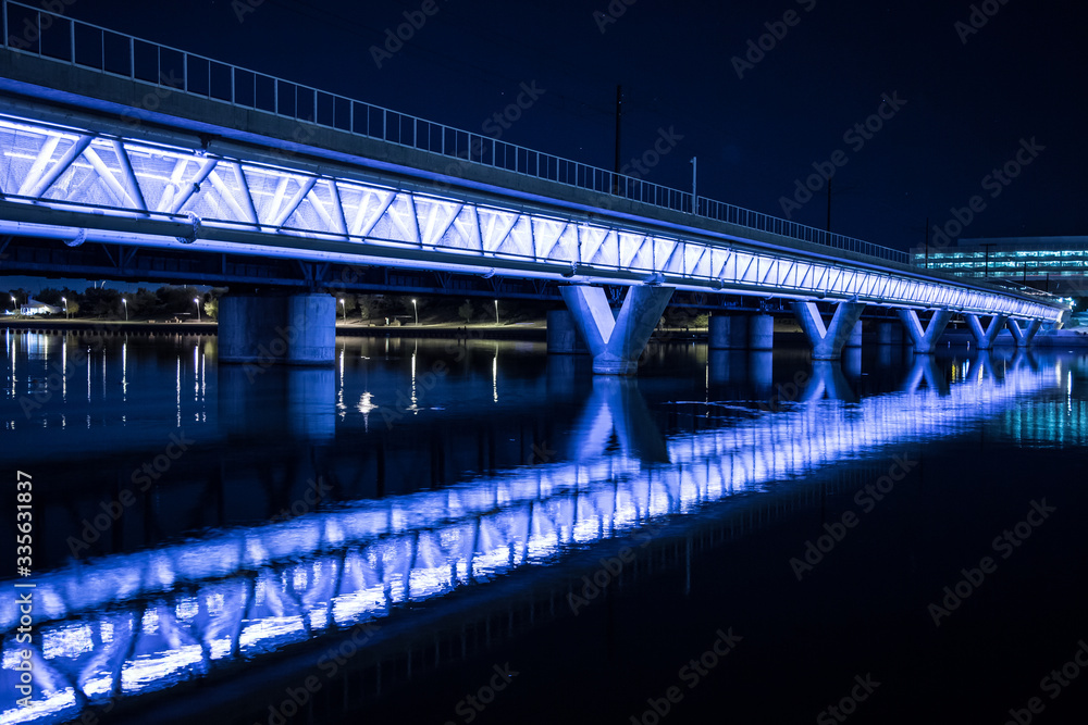 Fototapeta premium Illuminated Bridge