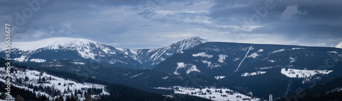 Panorama Śnieżki od czeskiej strony