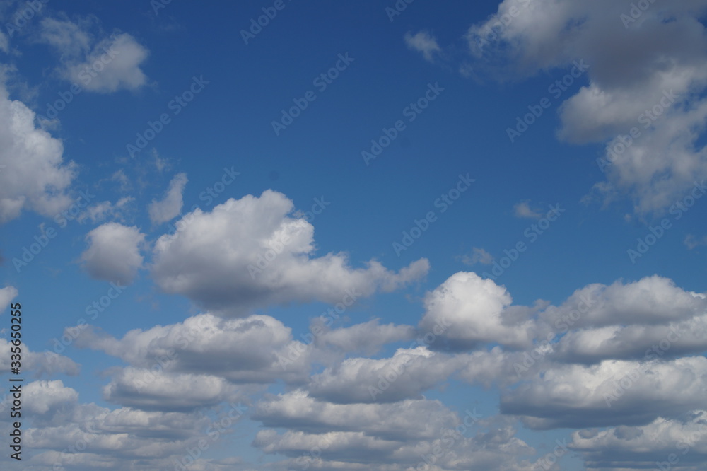 Obraz premium blue sky with clouds