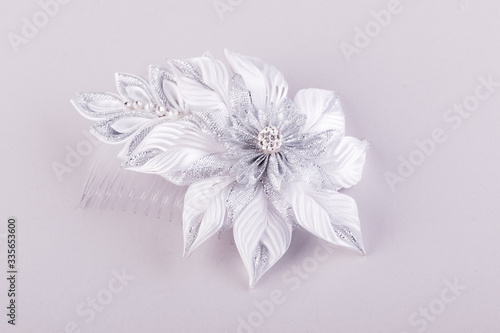 corrugated flower petal hair clip