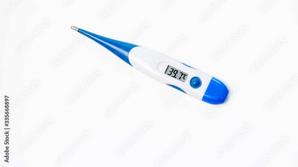 Obraz premium Electronic modern thermometer isolated