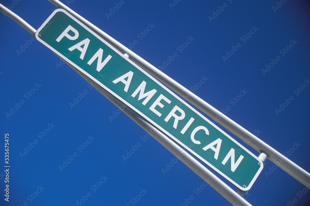 Fototapeta premium A sign that reads ÒPan AmericanÓ