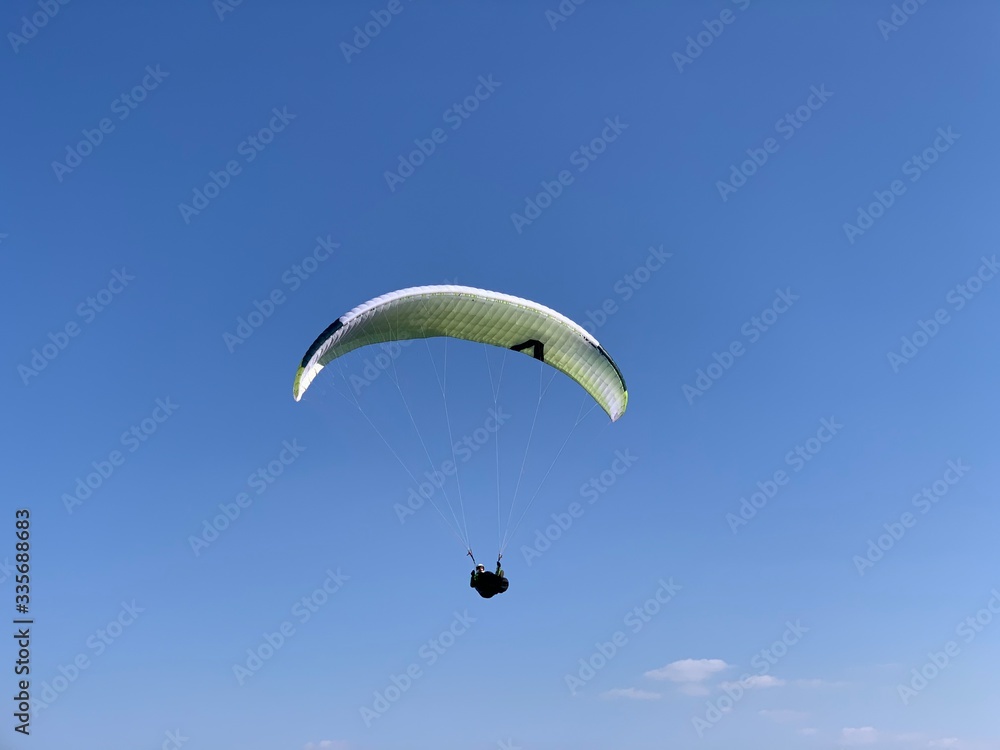 Paragliding fly at Hungary Harmashatar hill Paragliding fly at Hungary Harmashatar hill