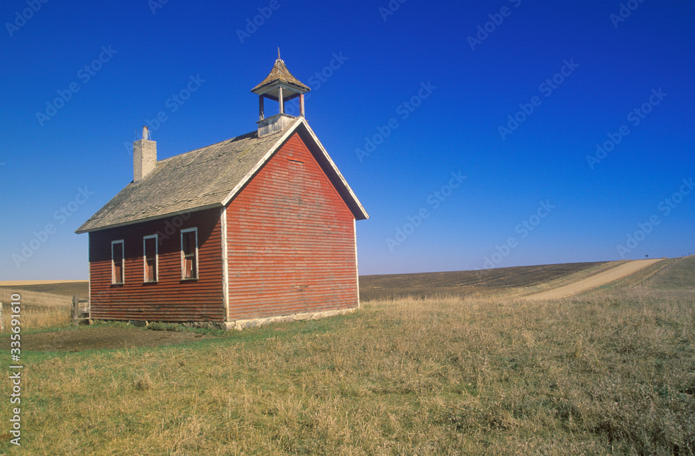 One room schoolhouse on the prairie, Battlefield, MN