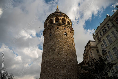 Torre de Galata en Estambul, Turquia  photo