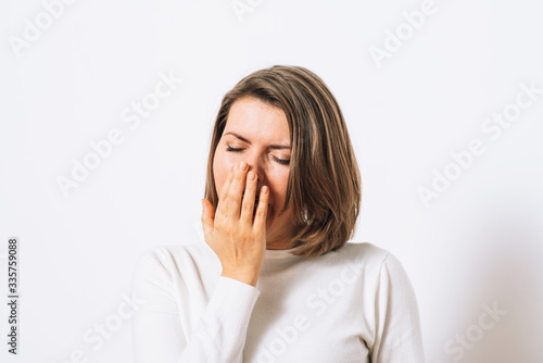 Wallpaper Mural Yawns. Female Torontodigital.ca