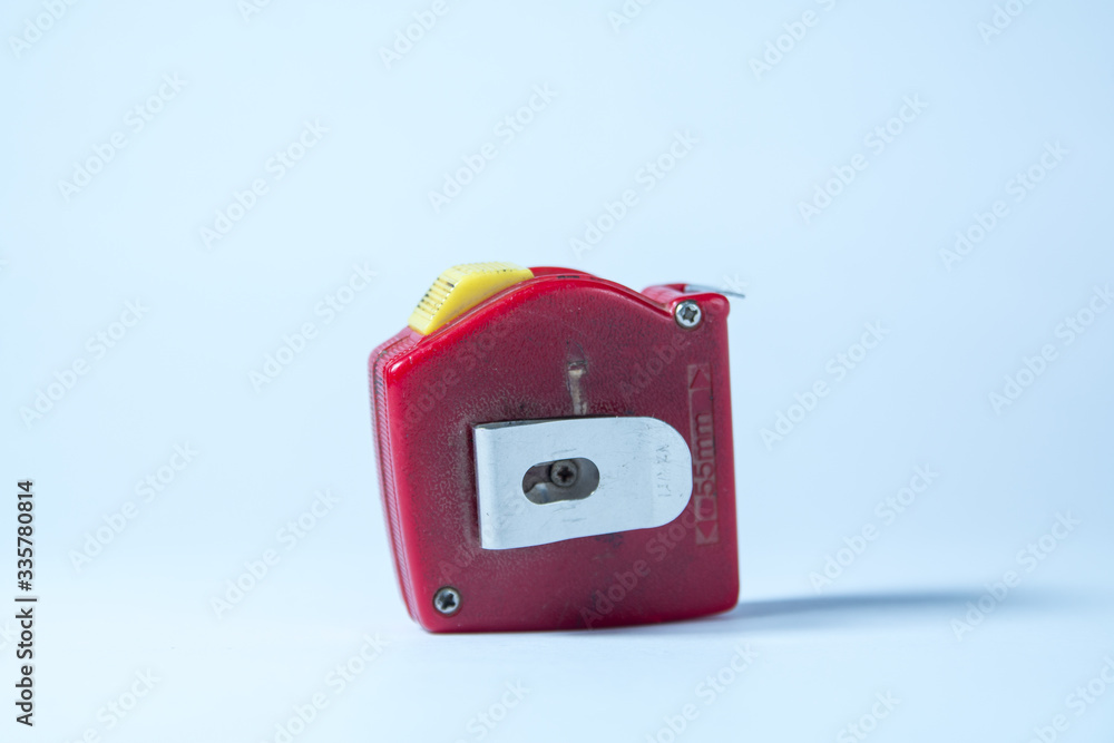 Obraz premium Meter to measure the lengths illustrated on a white background