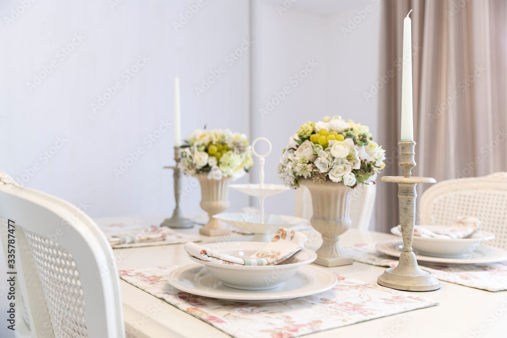 Dining table decoration