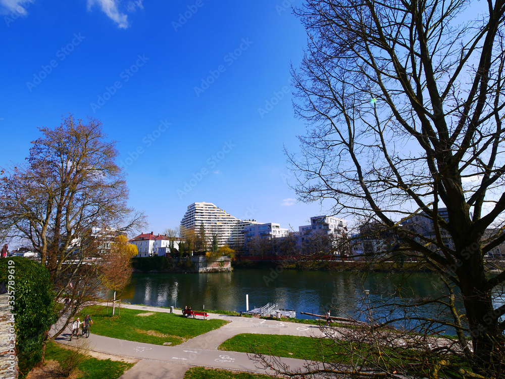 Ulm, Deutschland: Blick auf die Donau und Neu-Ulm Ulm, Deutschland: Blick auf die Donau und Neu-Ulm