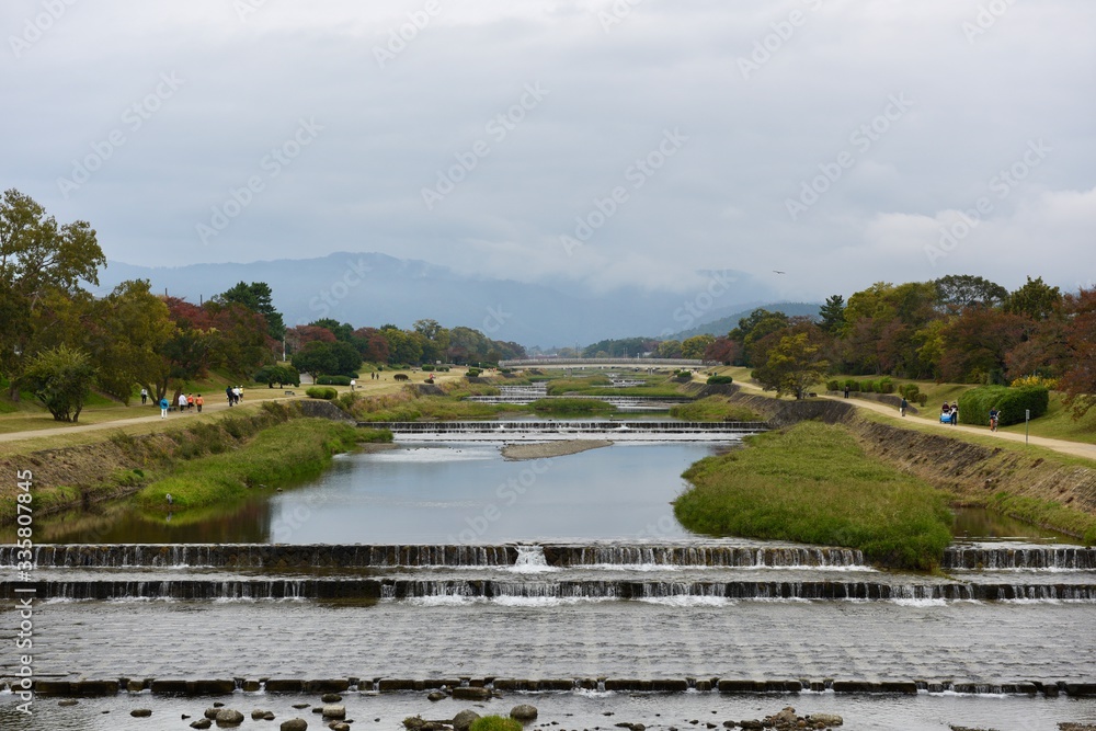 秋の賀茂川