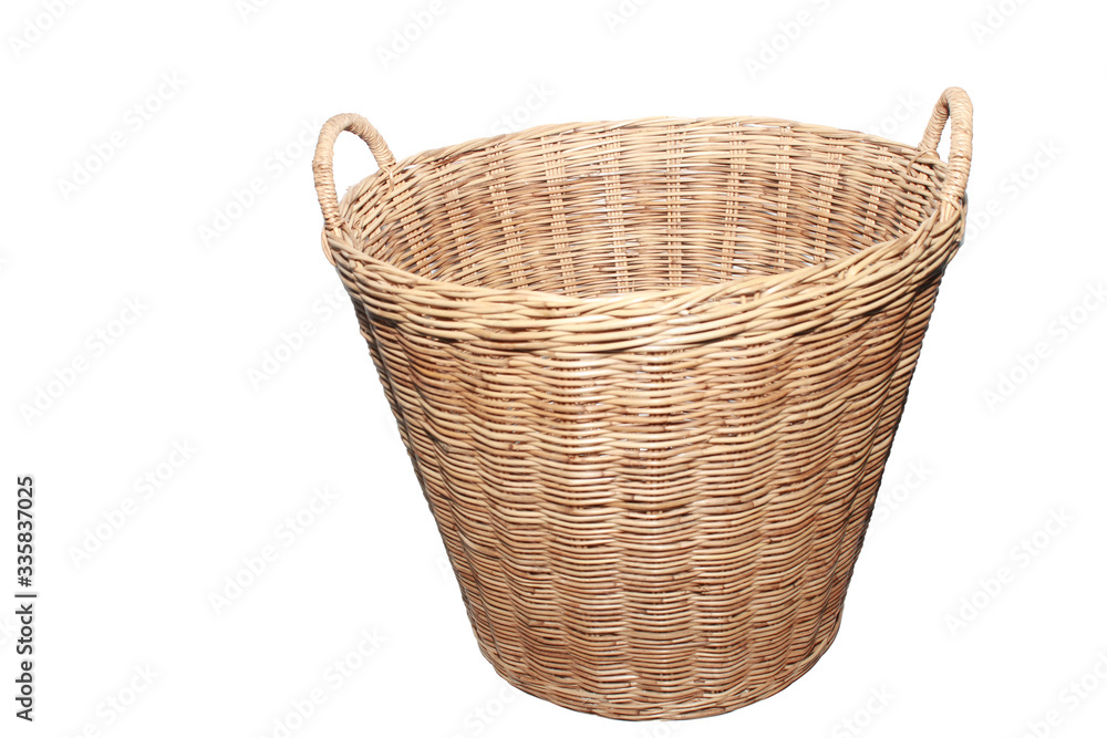 Obraz premium wicker basket isolated on white background