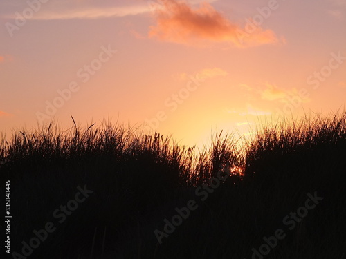 Sonnenuntergang D  nen am Meer