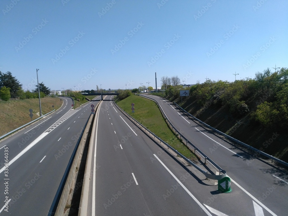 Voie express au sud de Lyon ou D301 appelée Boulevard Urbain Sud - Département du Rhône - France Voie express au sud de Lyon ou D301 appelée Boulevard Urbain Sud - Département du Rhône - France