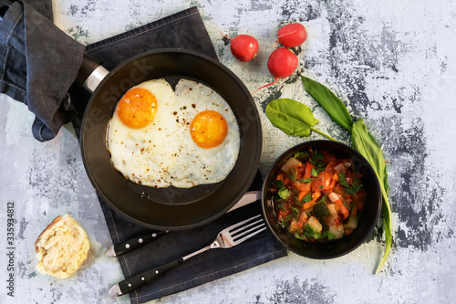 breakfast, fried eggs with vegetables