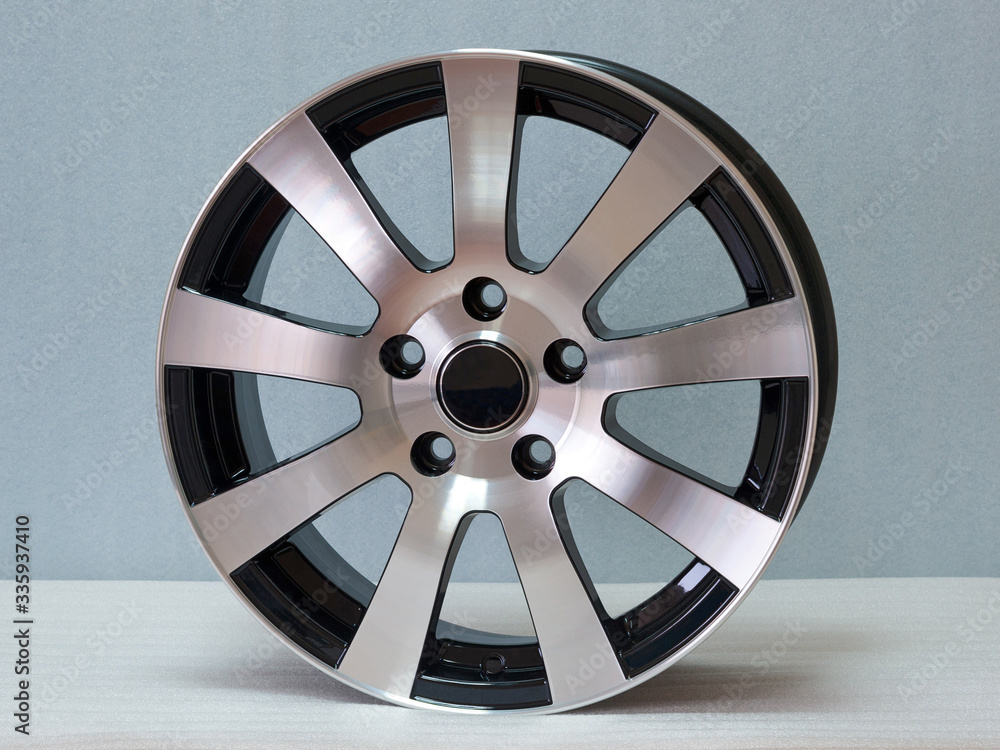 Obraz premium Car aluminum disk