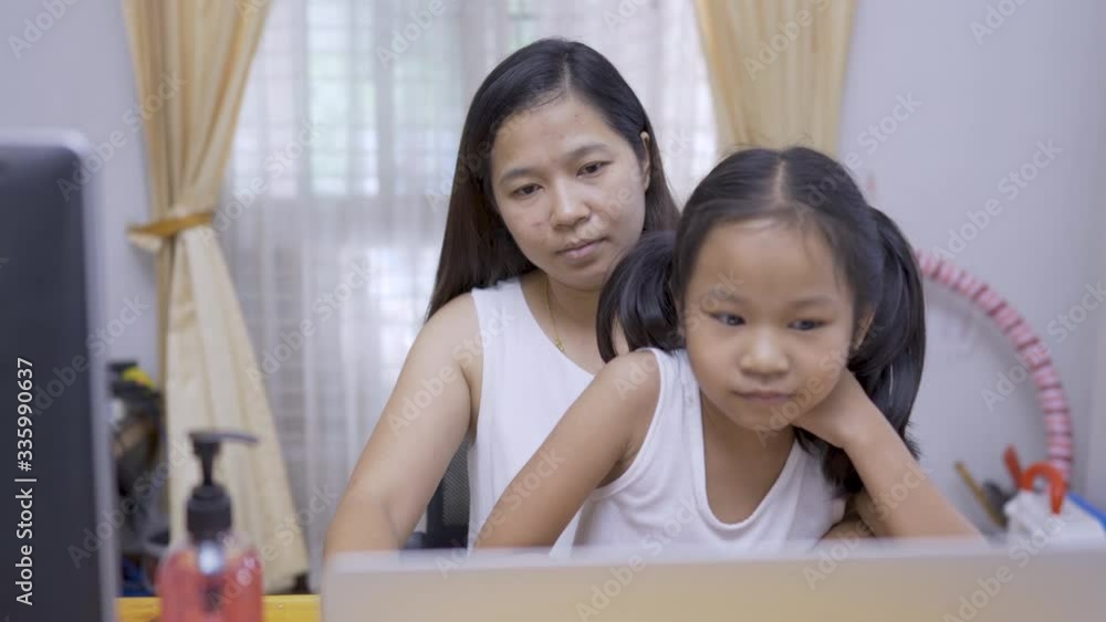 Working at home, working many mothers, looking after children and using laptop computers at home, real life, working and raising
Working at home, working many mothers, looking after children and using laptop computers at home, real life, working and raising