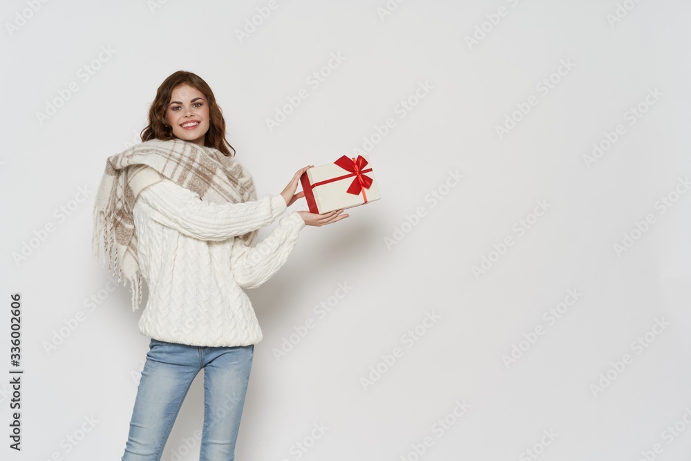 Fototapeta premium woman with gift box