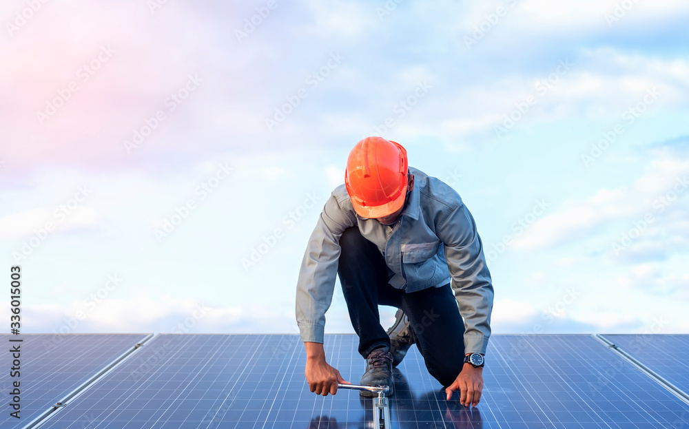 The engineering team is working on the equipment inspection and maintenance at the solar power plant. In order to be in normal operating condition The engineering team is working on the equipment inspection and maintenance at the solar power plant. In order to be in normal operating condition