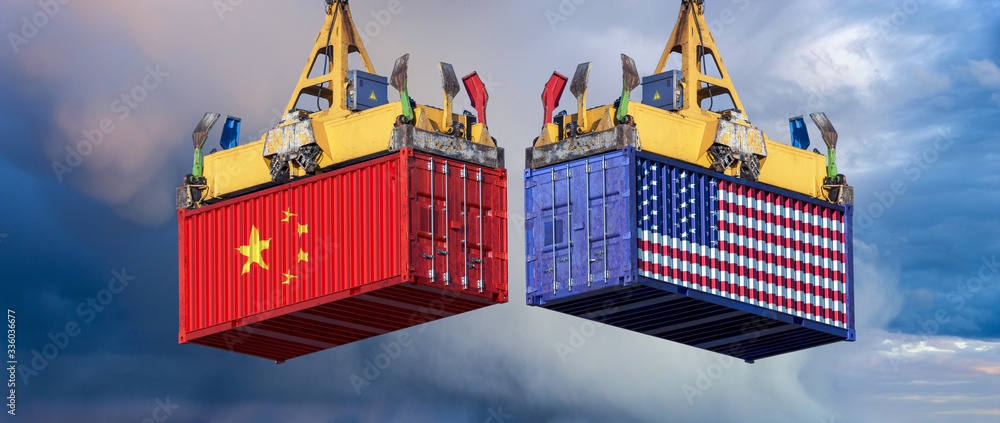 Φωτογραφία containers with the flag of China and the flag of the USA against the background