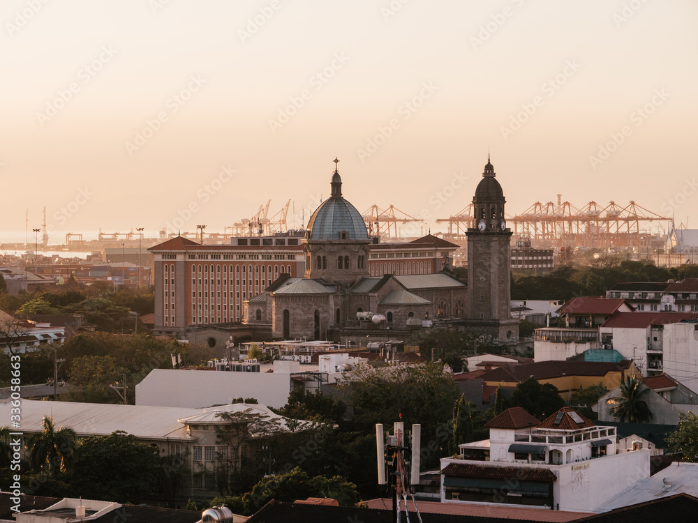 Manila Cathedral while sunset